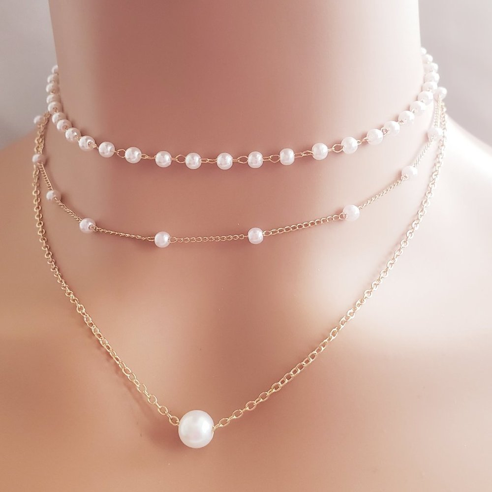 Paris Pearl Necklace